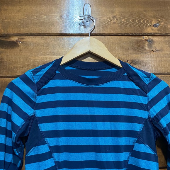 Lululemon Base Runner Long Sleeve - Picture 4 of 7